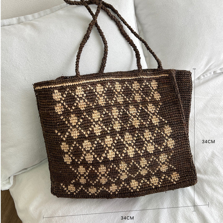Handcrafted knit bag with floral design Kalsten