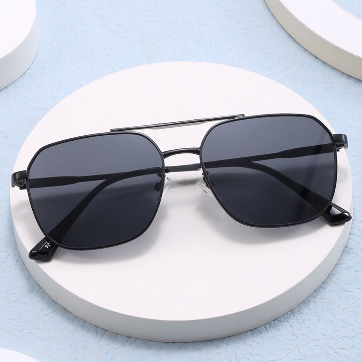 Women Fashionable Oversized Sunglasses in Elegant Shield Design Kalsten