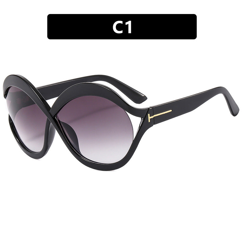 Women's extravagant Cat-Eye sunglasses with curved frame Kalsten