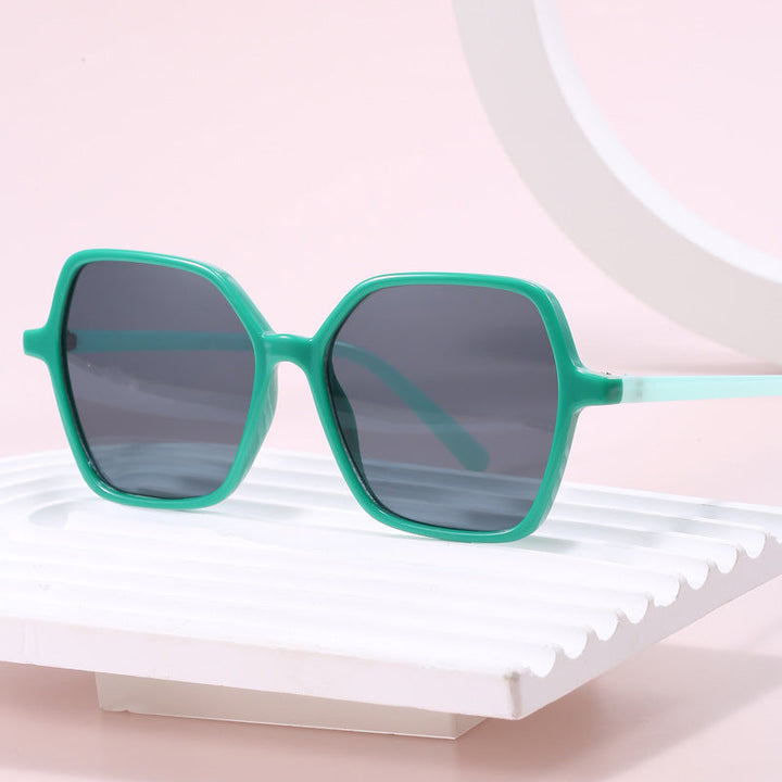 Women's oversized sunglasses in fascinating design Kalsten