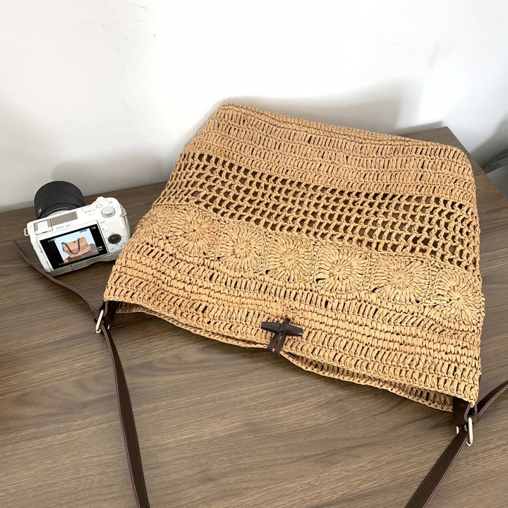 Braided handbag with sturdy leather straps Kalsten