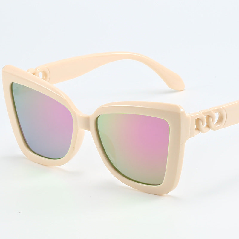 Ladies modern cat-eye sunglasses with clear frame and UV protection Kalsten