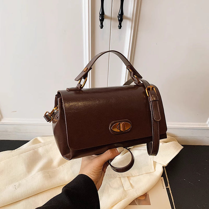 Elegant Leather Crossbody Bag Kalsten