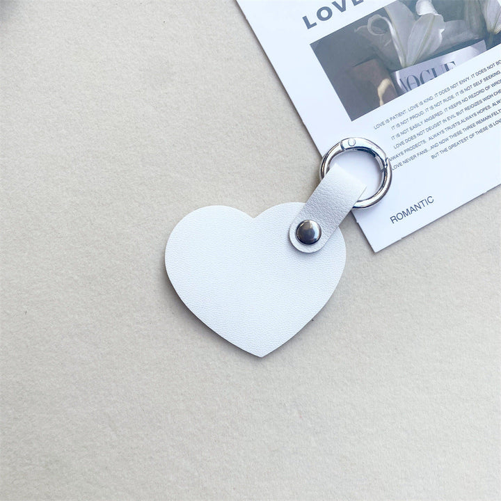 Leather Heart-Shaped Keychain kalsten