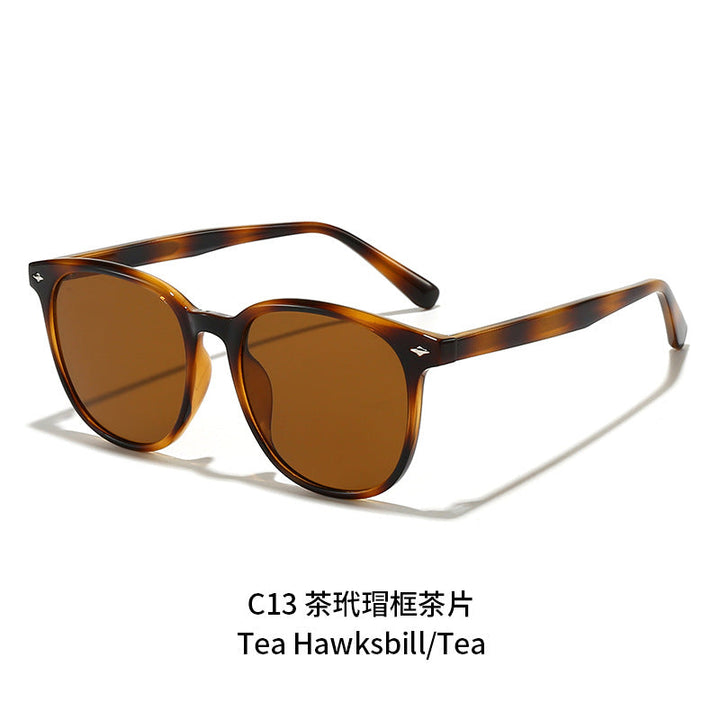 Women's fashionable sunglasses in elegant shape design Kalsten