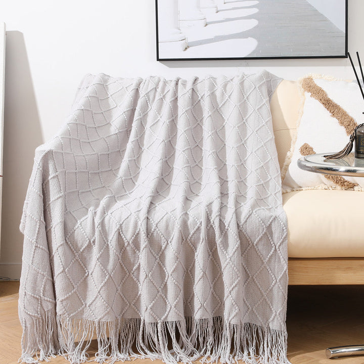 Women's elegant and cozy throw blanket with decorative pattern Kalsten