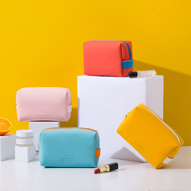 Women’s Cosmetic Pouch with Practical Zipper Kalsten