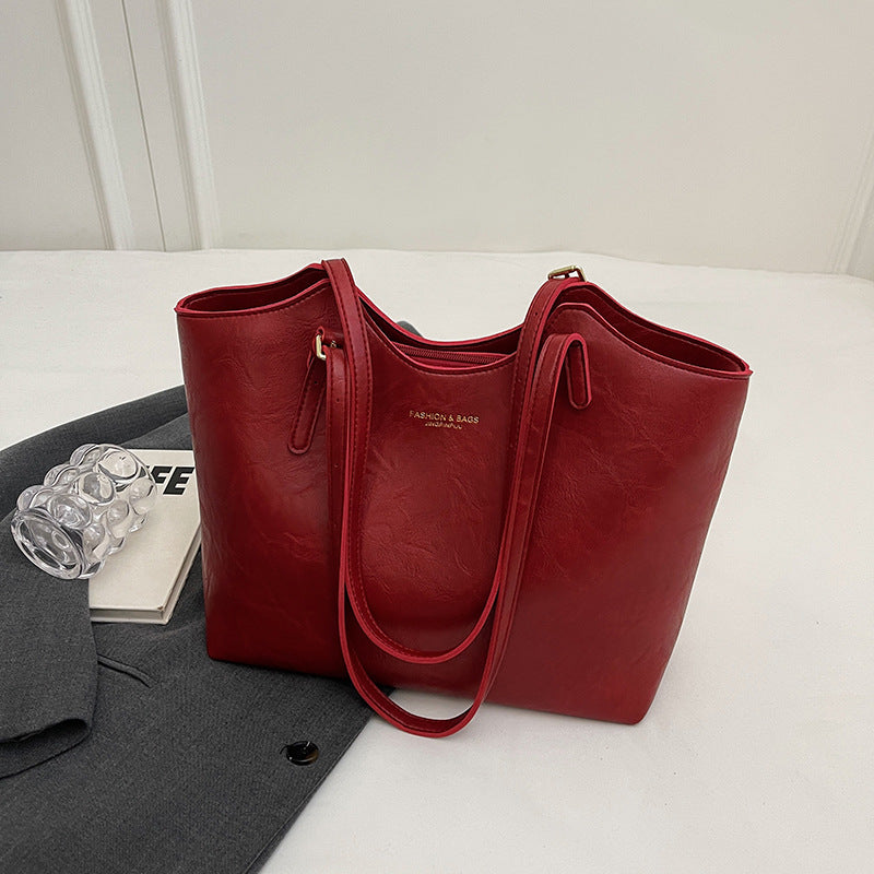 Elegant Leather Tote Kalsten