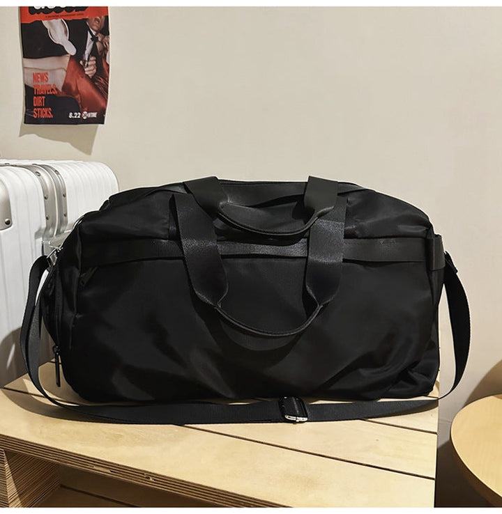 Multifunctional Travel Bag with Ergonomic Carrying Handle Kalsten