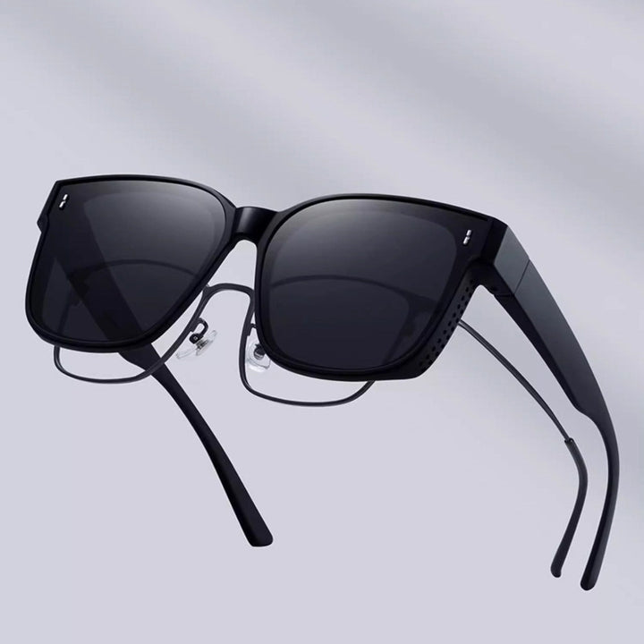 Ladies fashionable sunglasses in modern frame design Kalsten