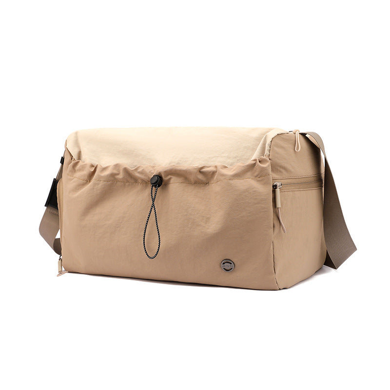 Practical Sports Bag With Expandable Storage Kalsten