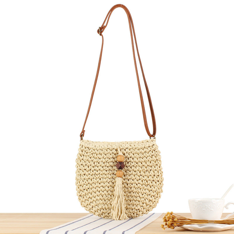 Braided shoulder bag with tassels and wooden decorations Kalsten