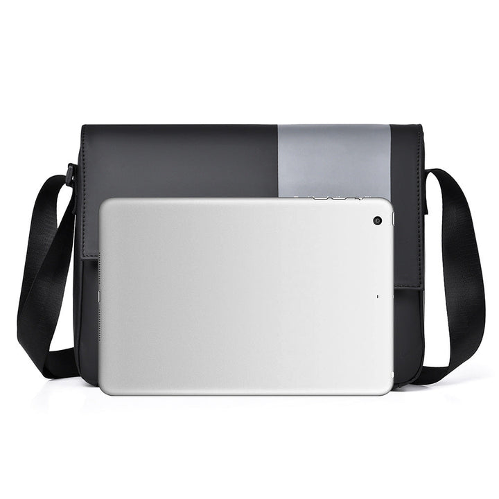 Elegant Shoulder Bag with Adjustable Strap Kalsten