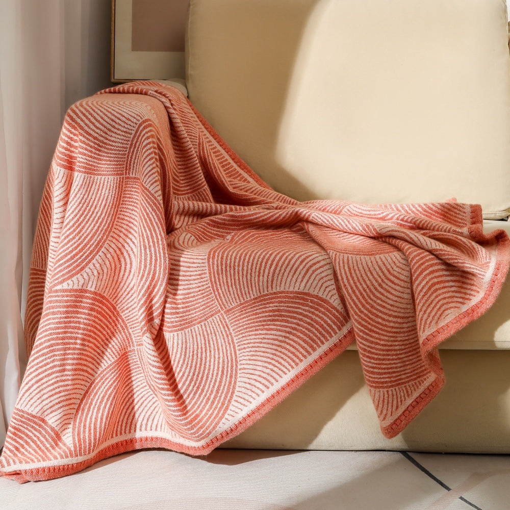 Women's exclusive and cozy knit blanket with geometric pattern Kalsten