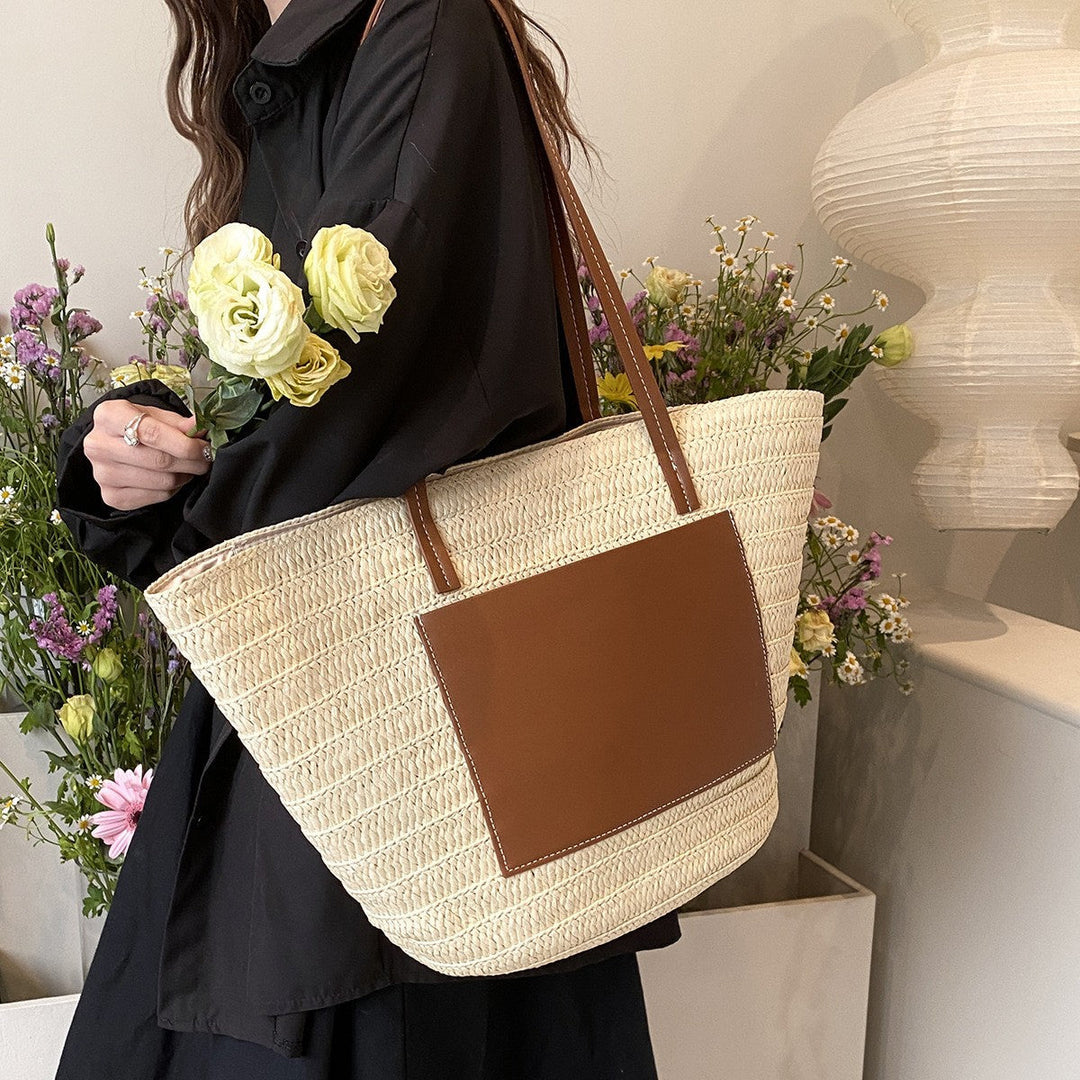 Spacious macrame tote bag with elegant leather accent Kalsten