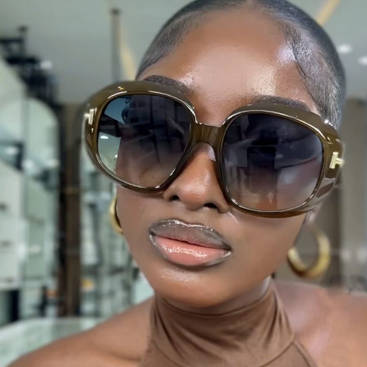 Women's oversized sunglasses with elegant frame structure and UV protection Kalsten