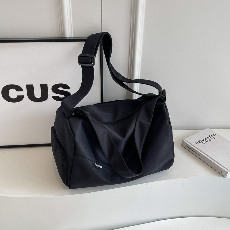 Tote bag with adjustable shoulder strap and spacious inner compartment Kalsten