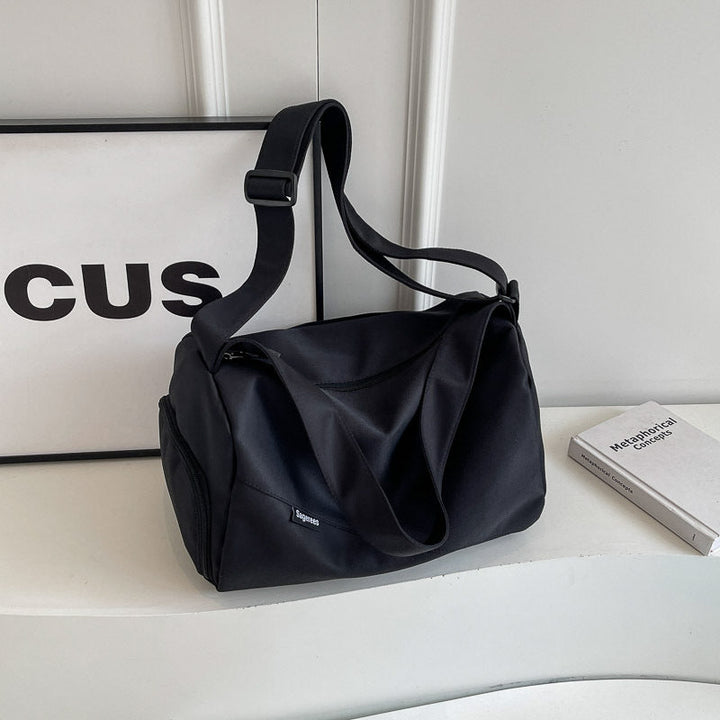 Tote bag with adjustable shoulder strap and spacious inner compartment Kalsten