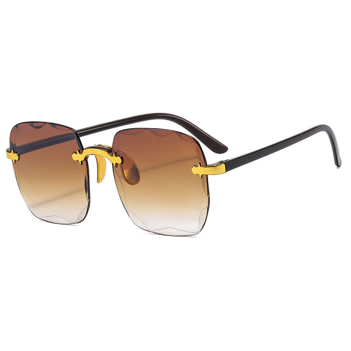 Ladies oversized sunglasses with unique design elements Kalsten