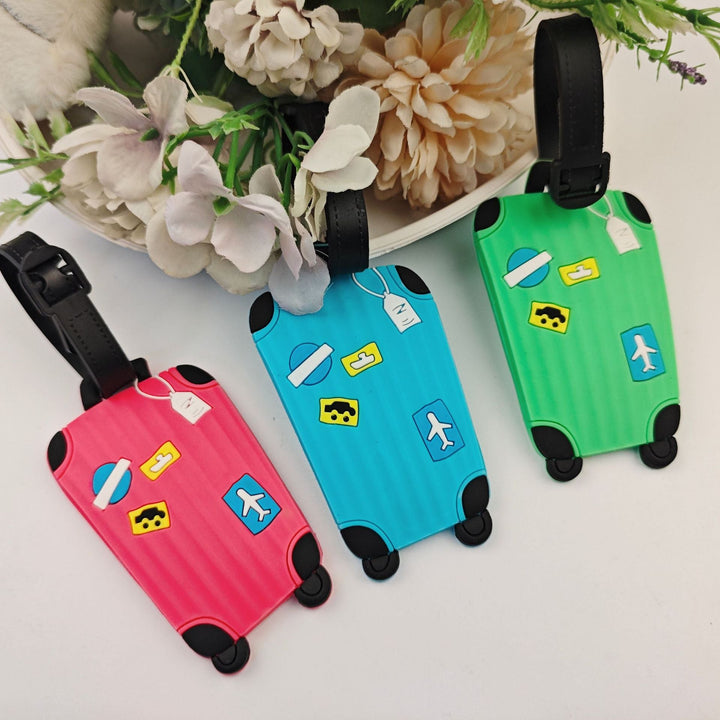 Unisex luggage tag in playful suitcase design Kalsten