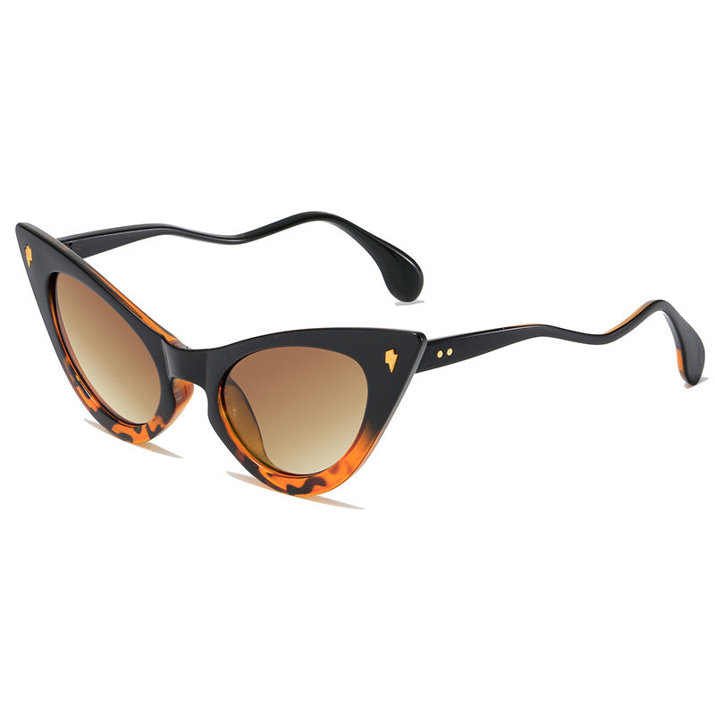 Women's Cat-Eye Sunglasses with Mirrored Lenses and Elegant Detail Kalsten