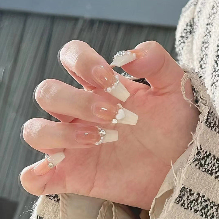 Artificial artificial nails with heart design Kalsten