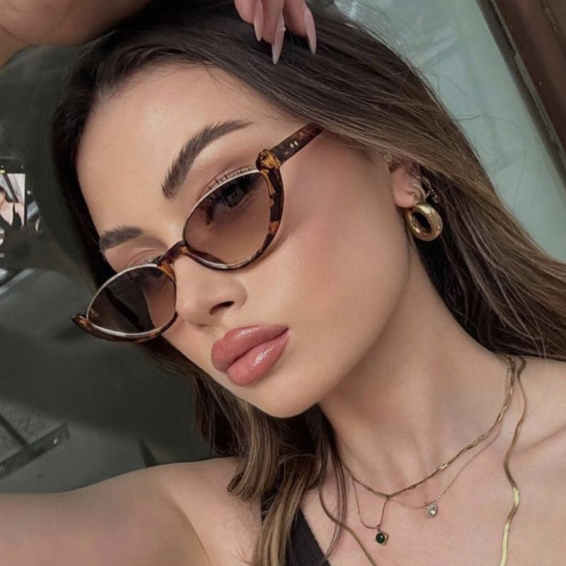 Ladies fashionable cat-eye sunglasses Kalsten