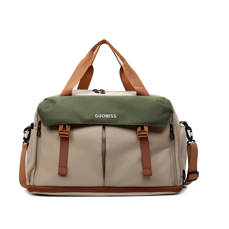 Sports bag with multifunctional compartments Kalsten