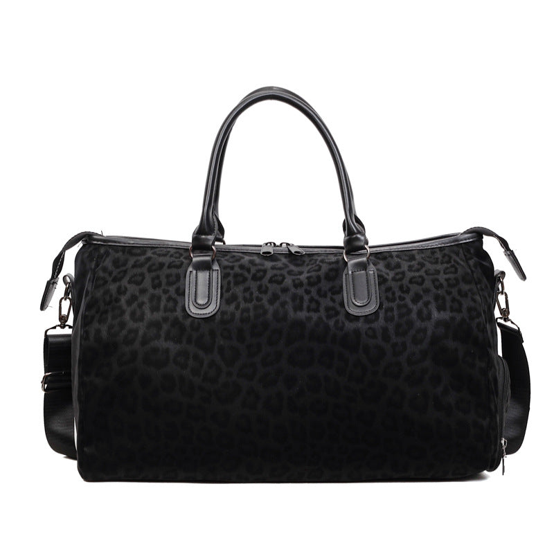 Elegant Travel Bag with Innovative Leopard Print Kalsten