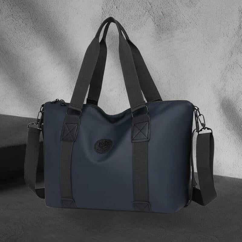 Tote bag with versatile design and spacious storage Kalsten