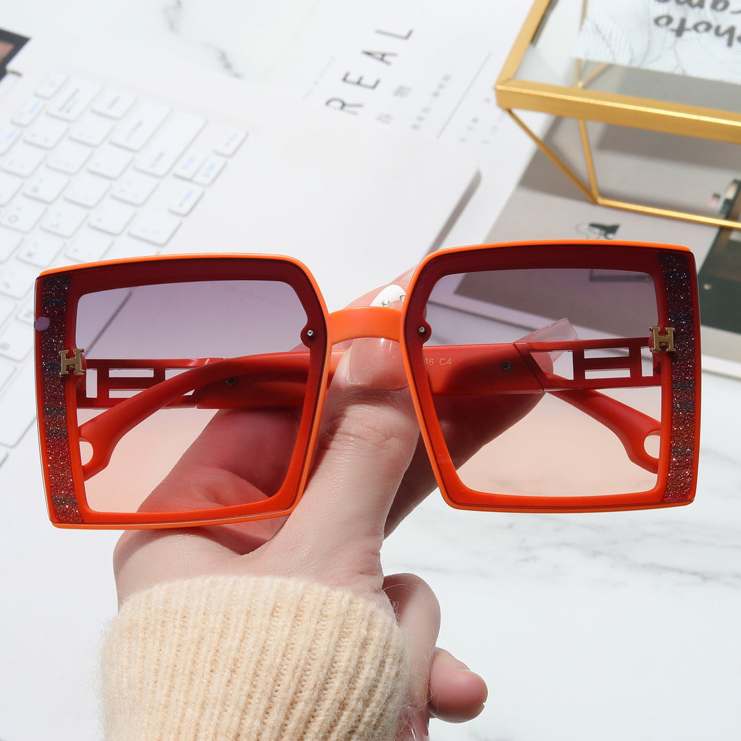 Women’s fashionable sunglasses with extravagant, rectangular frame Kalsten