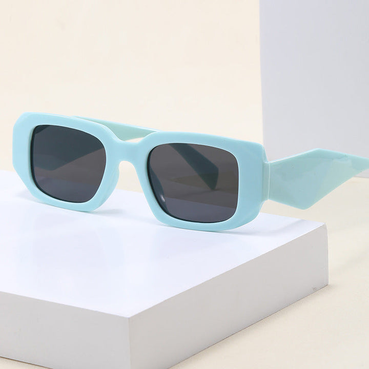 Women's trendy oversized sunglasses in fashionable rectangular design Kalsten