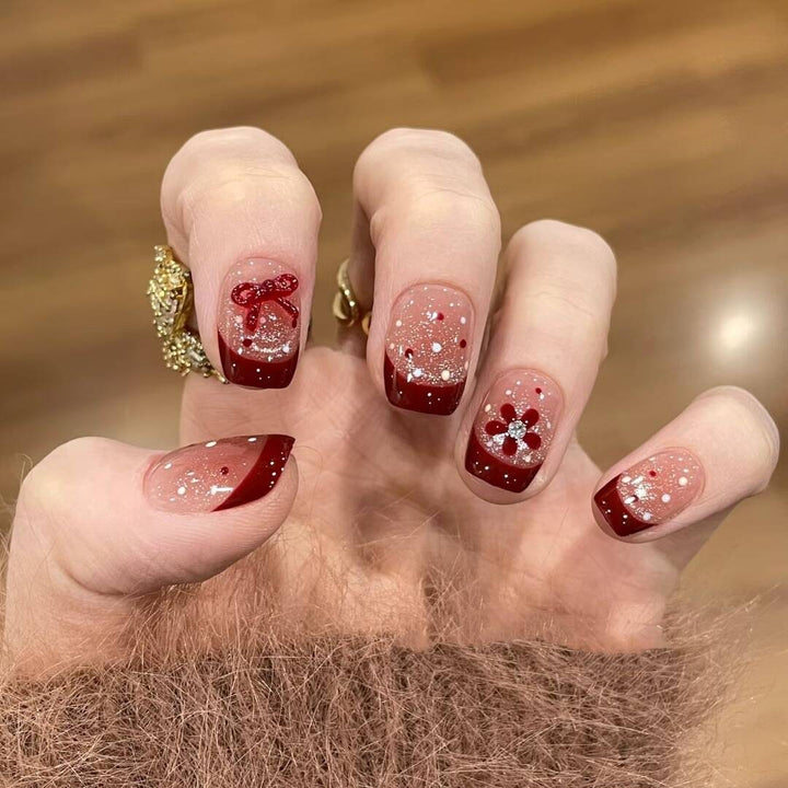 Artistic French Tip Decorative Press-On Nails Kalsten