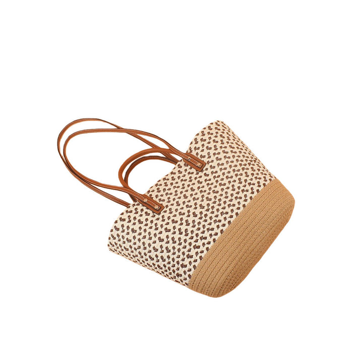 Elegant and Spacious Beach Bag with Woven Design Kalsten