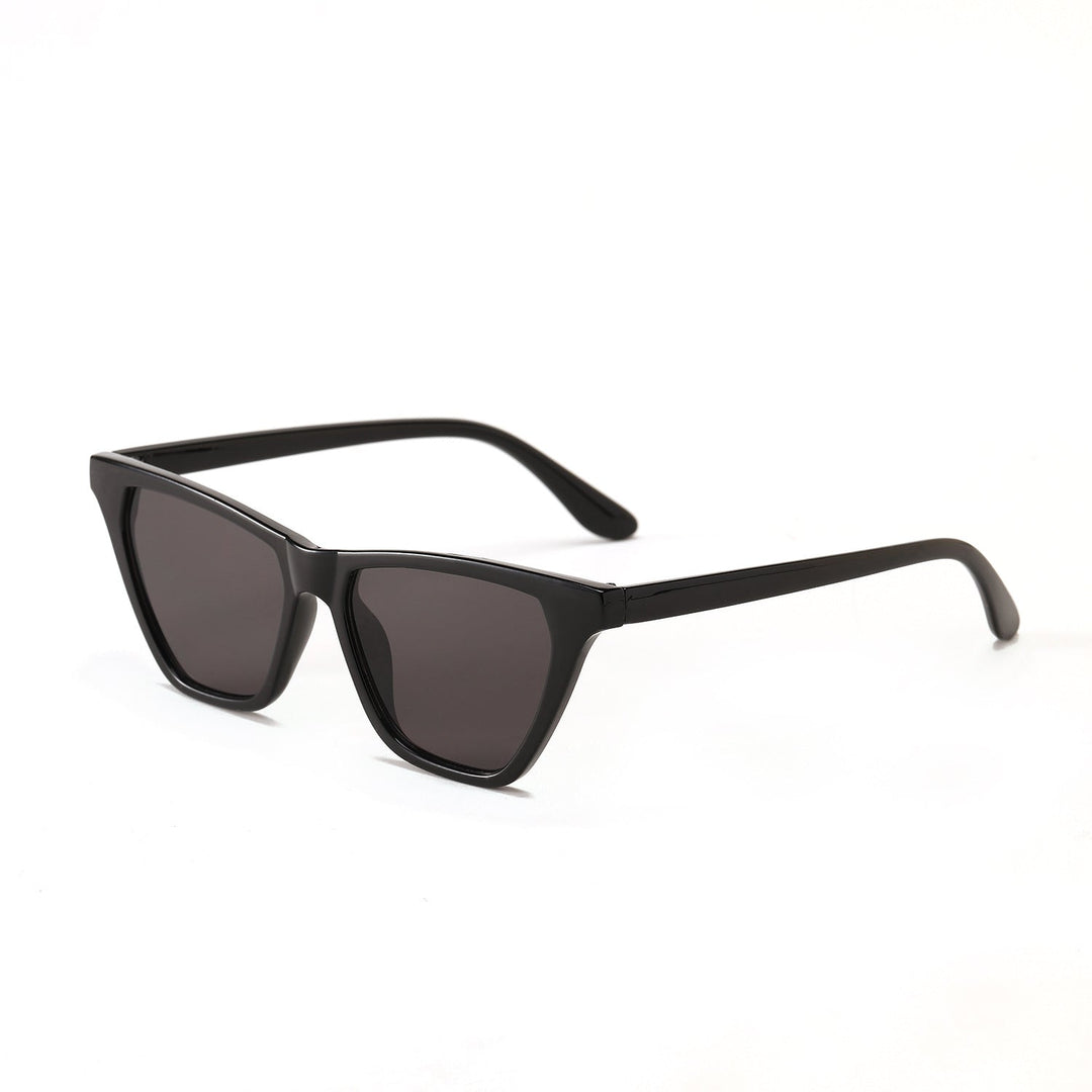 Women Cat-Eye Sunglasses with modern, translucent frame Kalsten