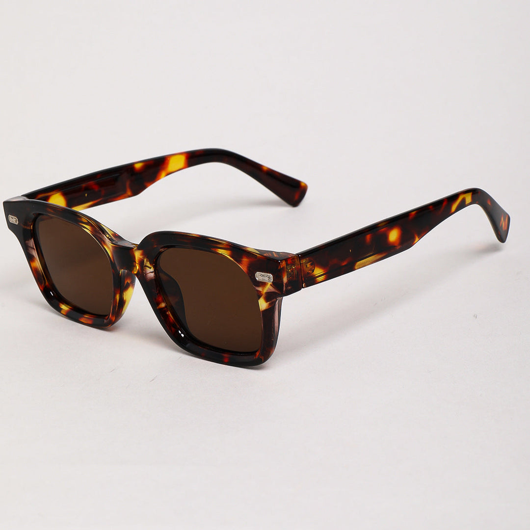 Ladies sunglasses in trendy retro design Kalsten