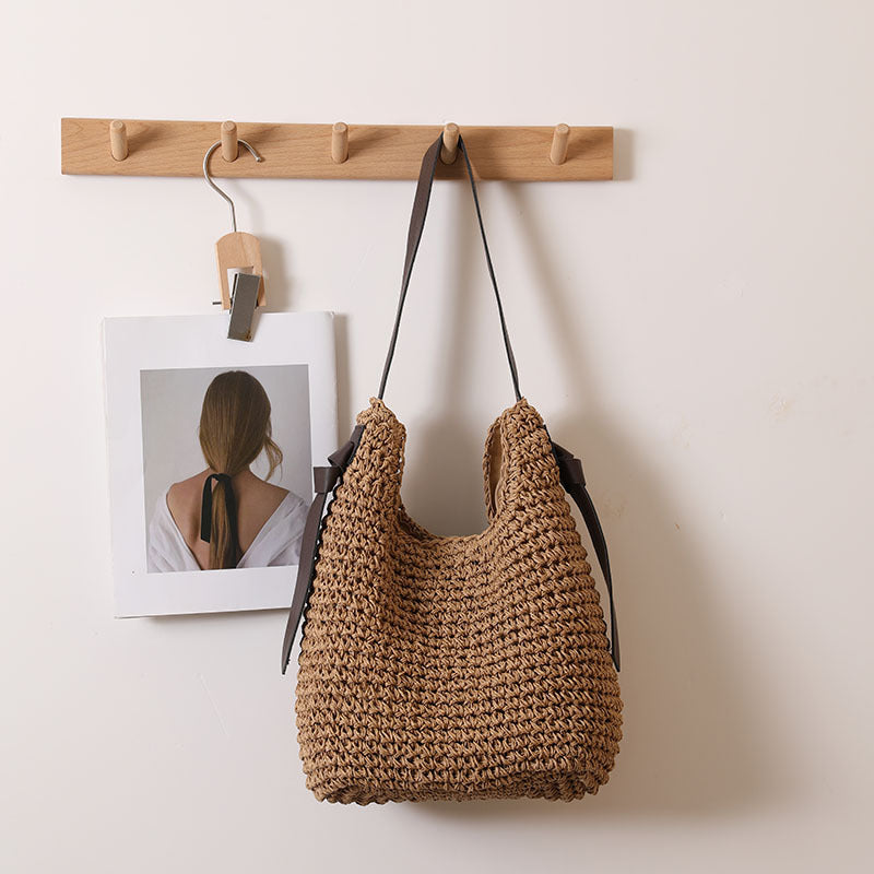 Fashionable Handmade Shoulder Bag Made of Natural Material Kalsten