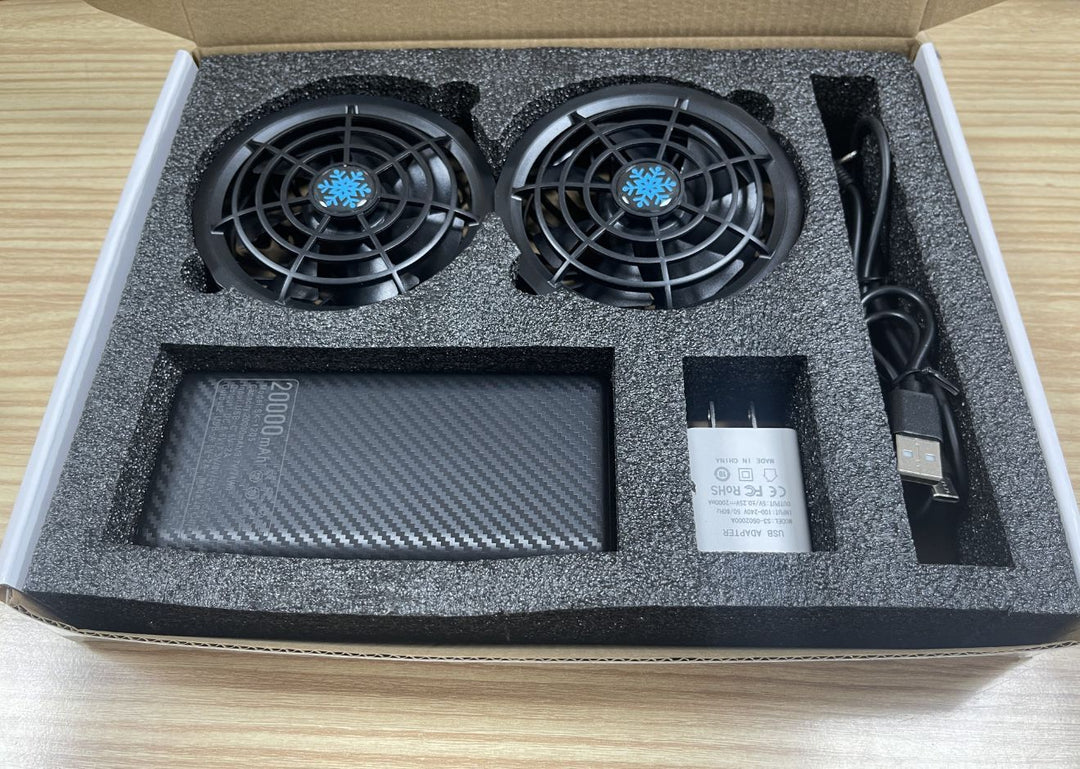 Unisex portable double USB cooling station with integrated power bank and USB charging adapter Kalsten