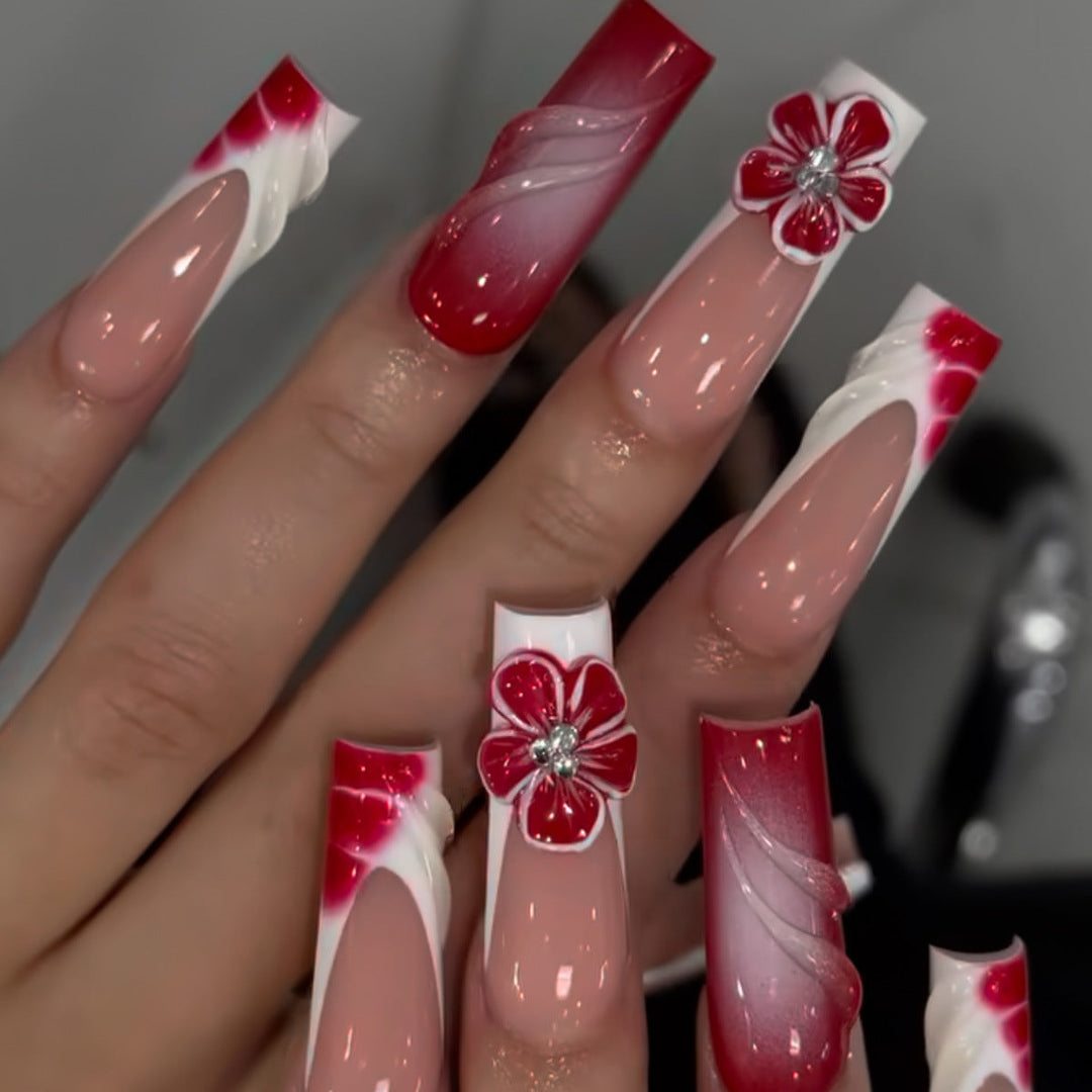 Floral and Artistic Press-On Nail Art Kalsten