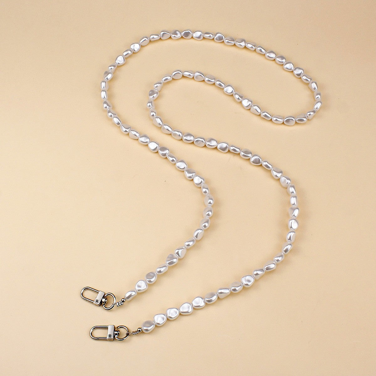 Elegant Beaded Eyewear Chain Acalora