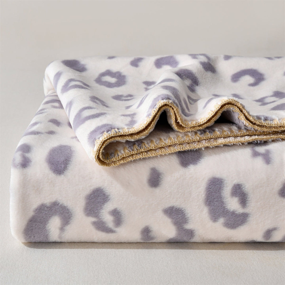 Luxury Leopard-Print Fleece Throw Blanket Kalsten