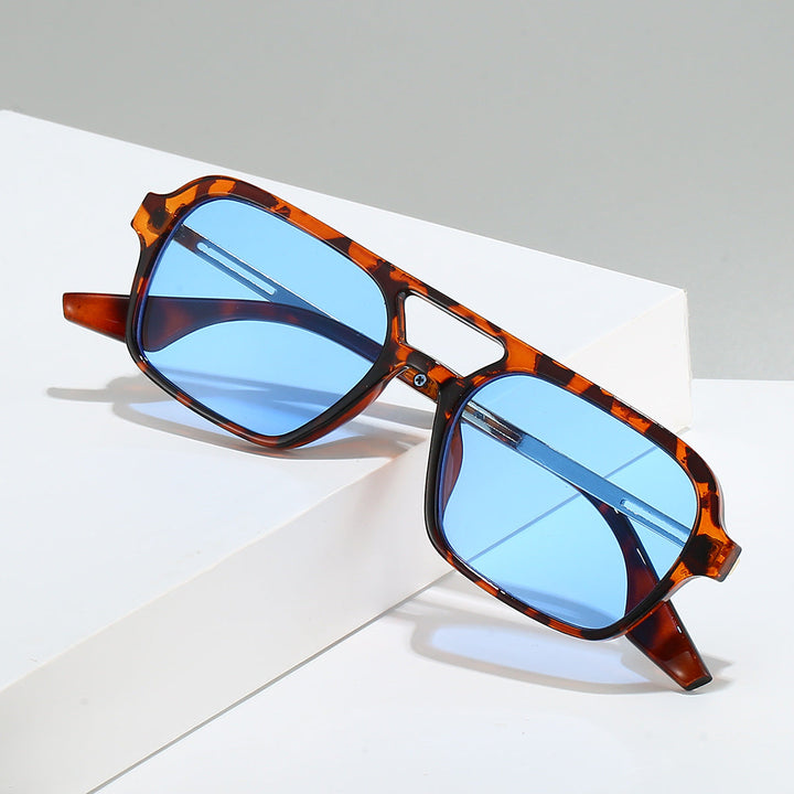 Women's stylish sunglasses in contemporary design with polarized lenses Kalsten