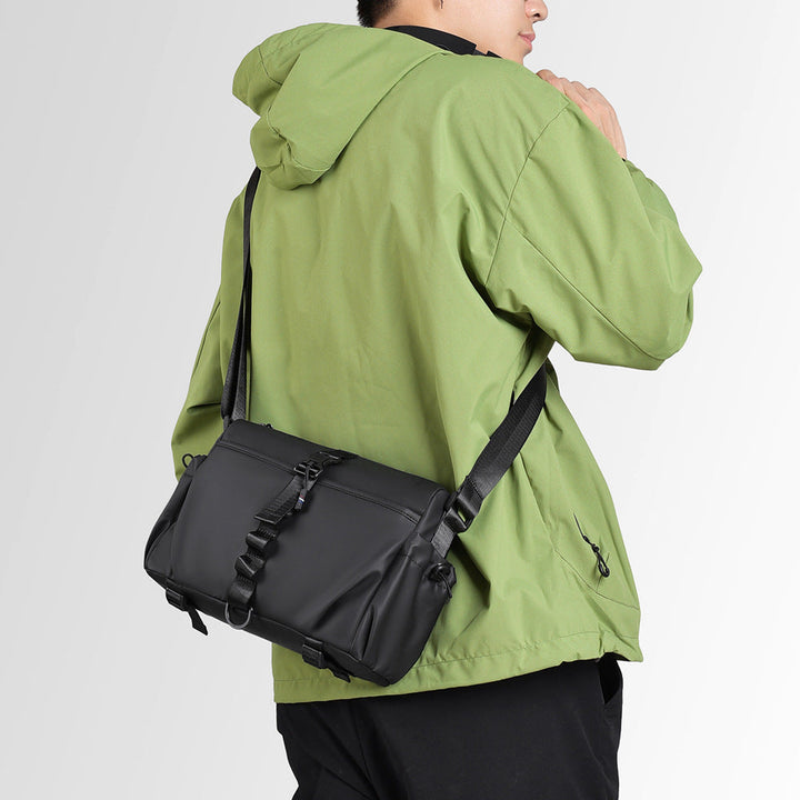 Modern Waterproof Messenger Bag Kalsten