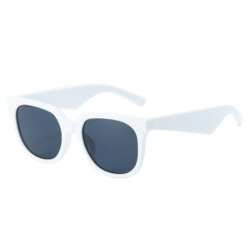 Women stylish sunglasses in modern, geometric design Kalsten