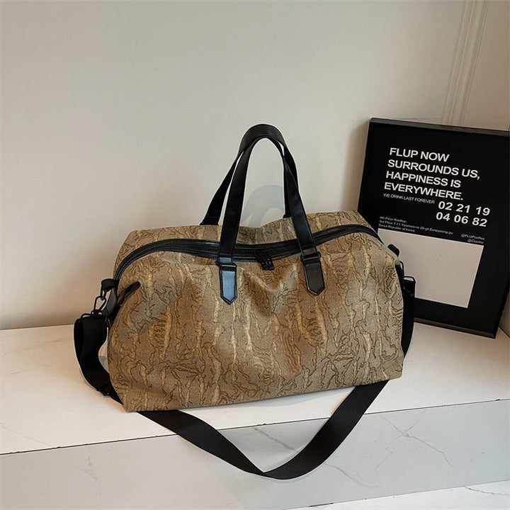 Sporty travel bag with innovative design Kalsten