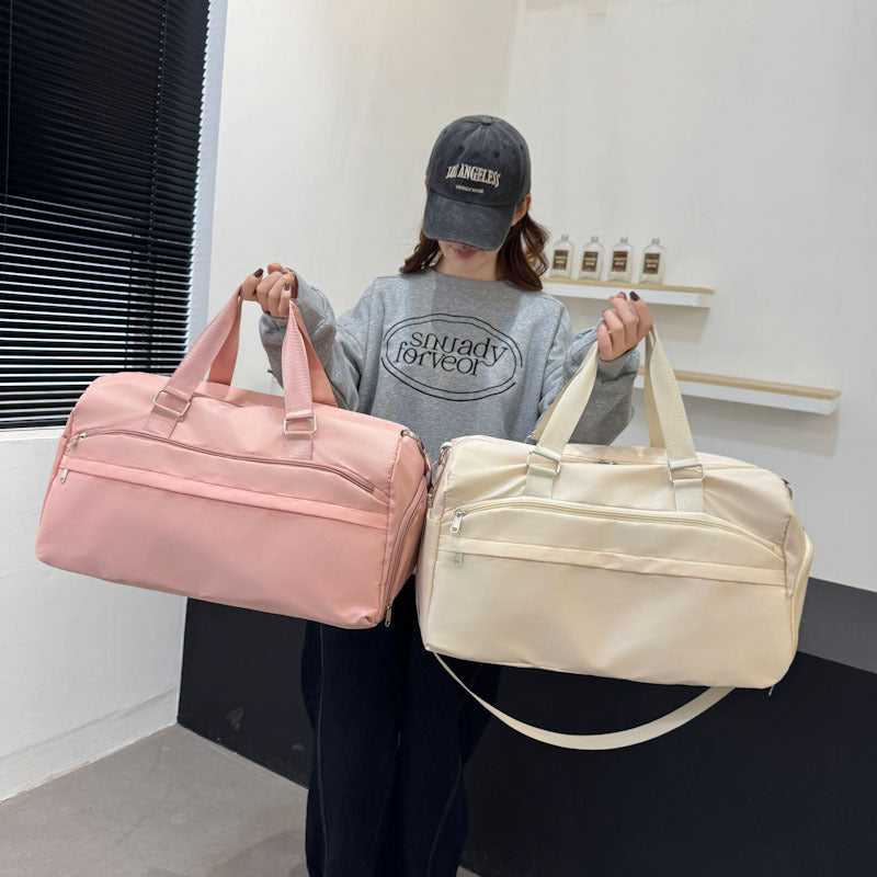 Sporty leisure duffel bag with smart compartments Kalsten