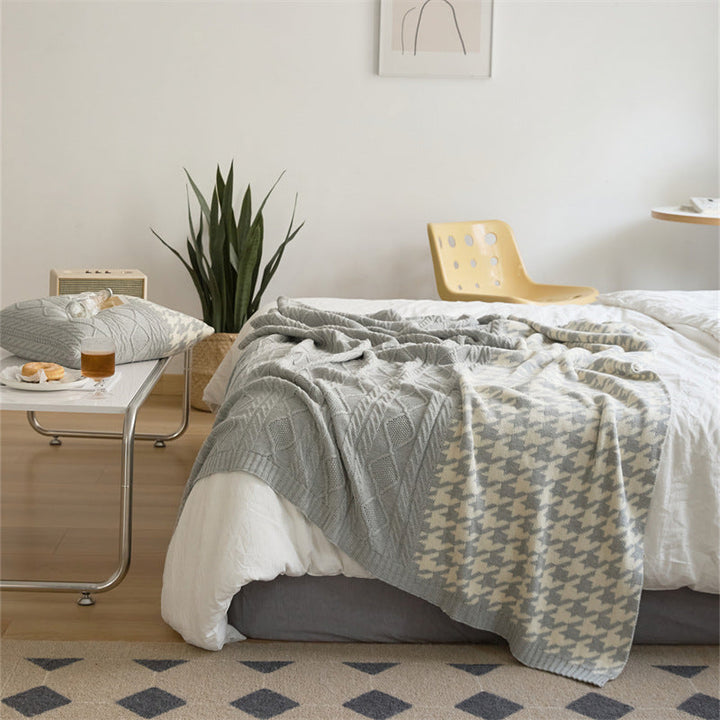 Women’s Knit Snuggle Blanket Kalsten