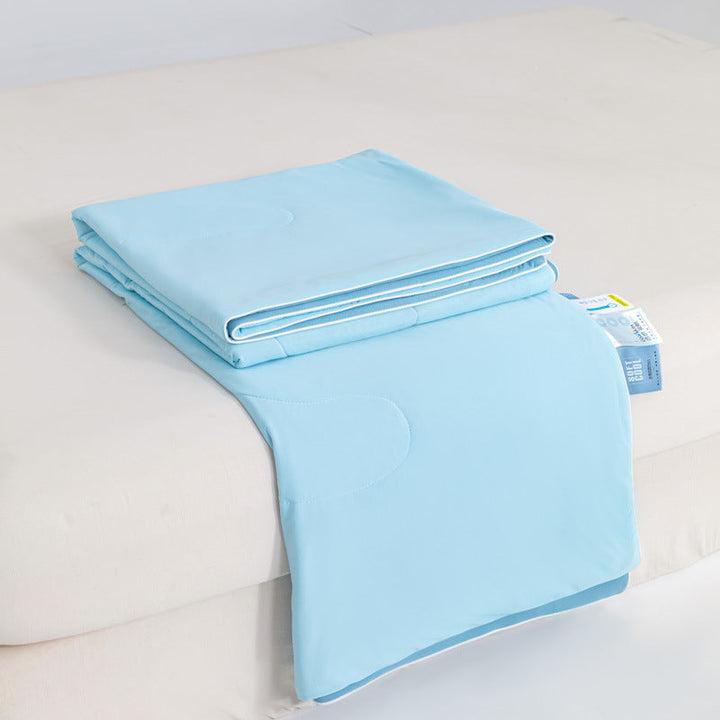 Unisex nan breathable summer blanket with cooling microfiber filling and light quilting Kalsten