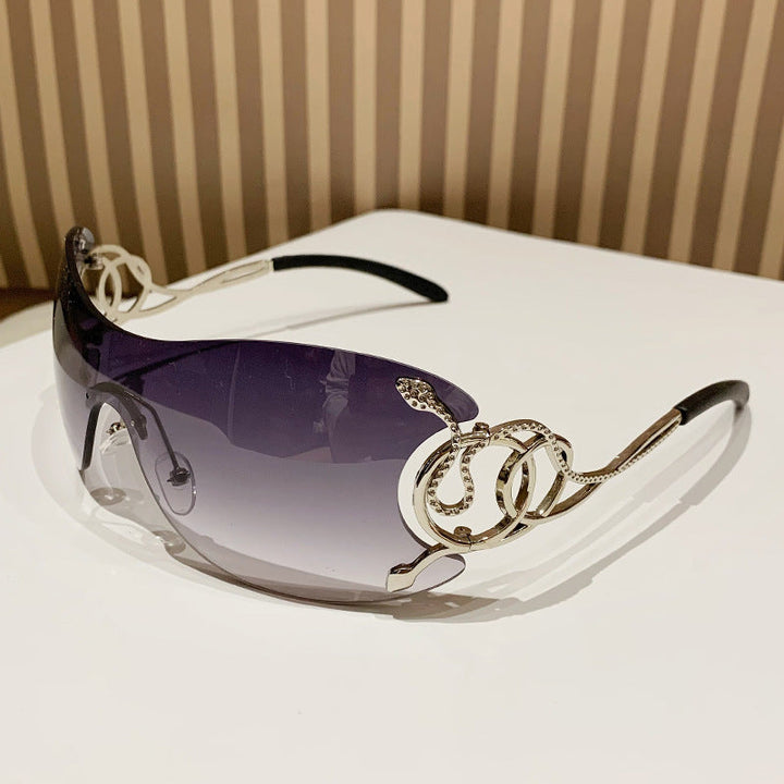 Women’s futuristic sunglasses with playful design Kalsten