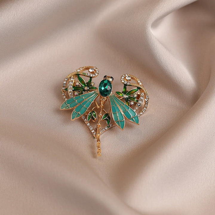 Exquisite Dragonfly Brooch with Sparkling Crystals Kalsten